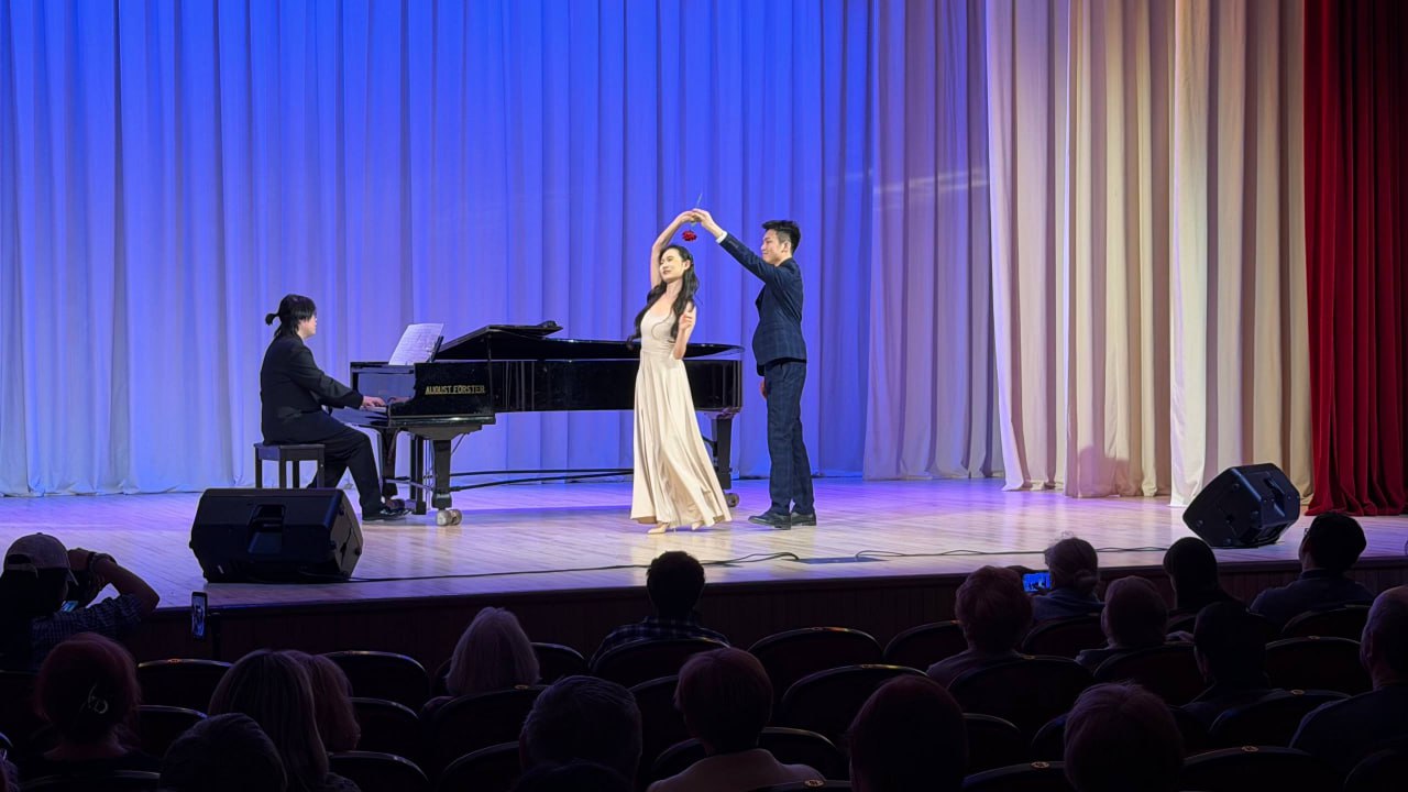 5 марта прошел концерт иностранных обучающихся, организованный в честь празднования Международного женского дня!