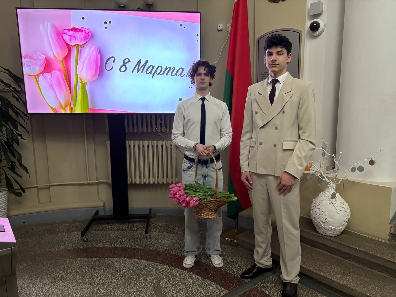 Утро в БГАИ начиналось не с рабочих задач и спешки, а с улыбок, комплиментов и ощущения праздника!